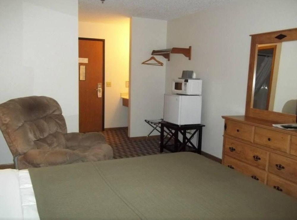 Burke Inn Motel & Suites Carroll Eksteriør billede